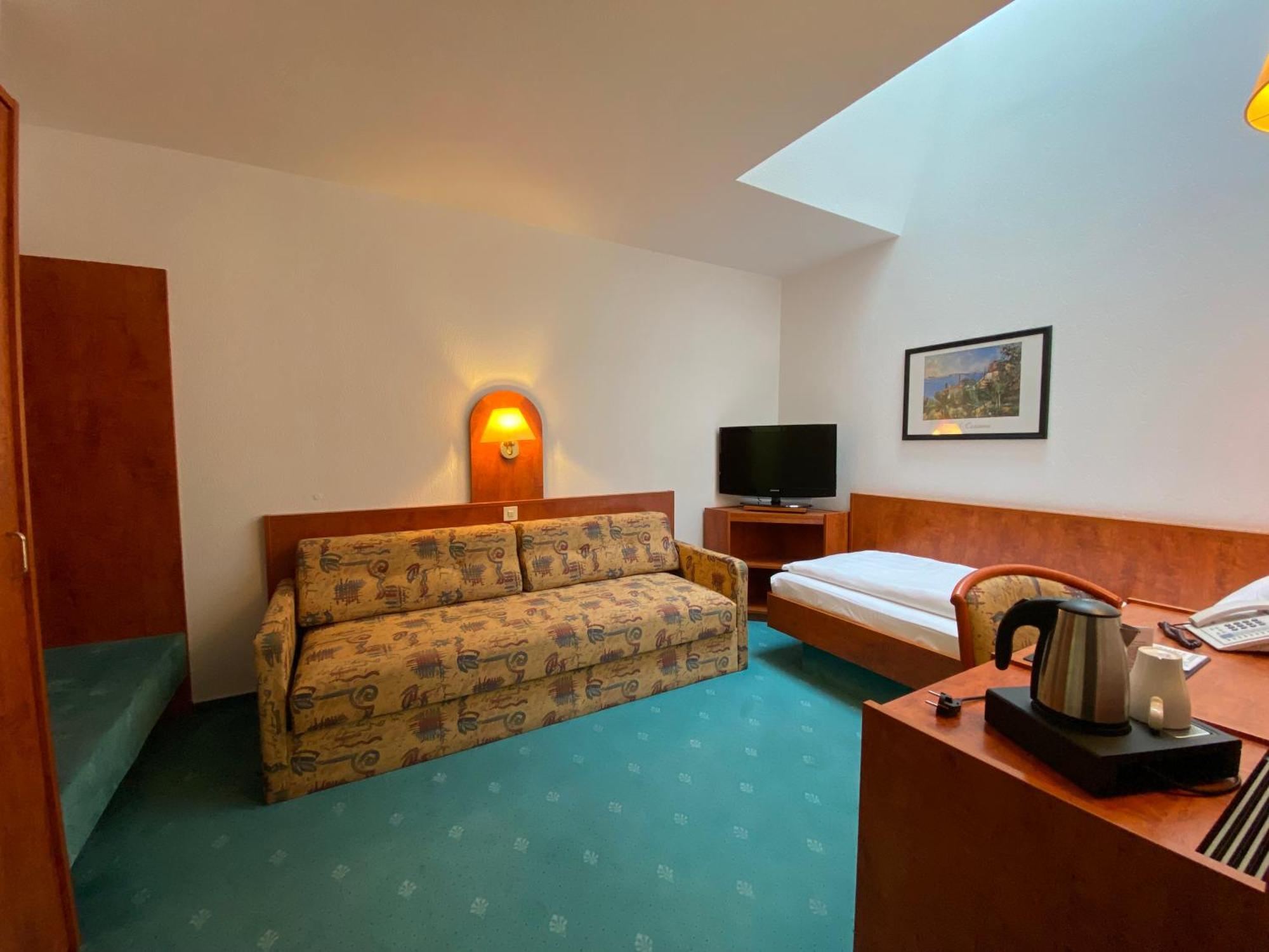 Hotel Hansa Offenbach am Main ภายนอก รูปภาพ