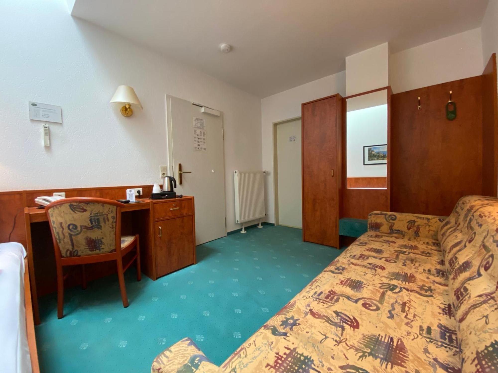 Hotel Hansa Offenbach am Main ภายนอก รูปภาพ